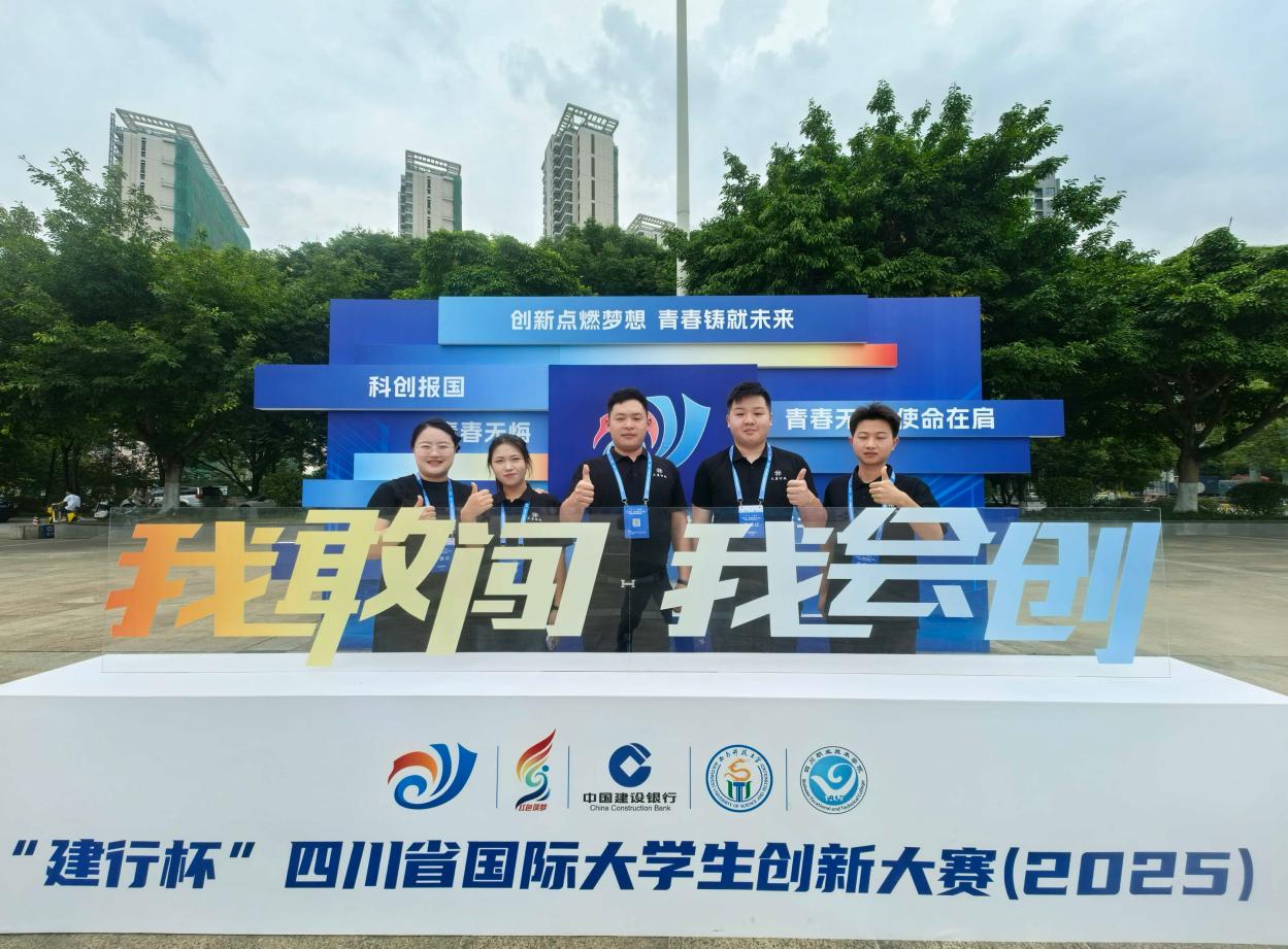 高考落笔收锋,青春新篇悄然开启